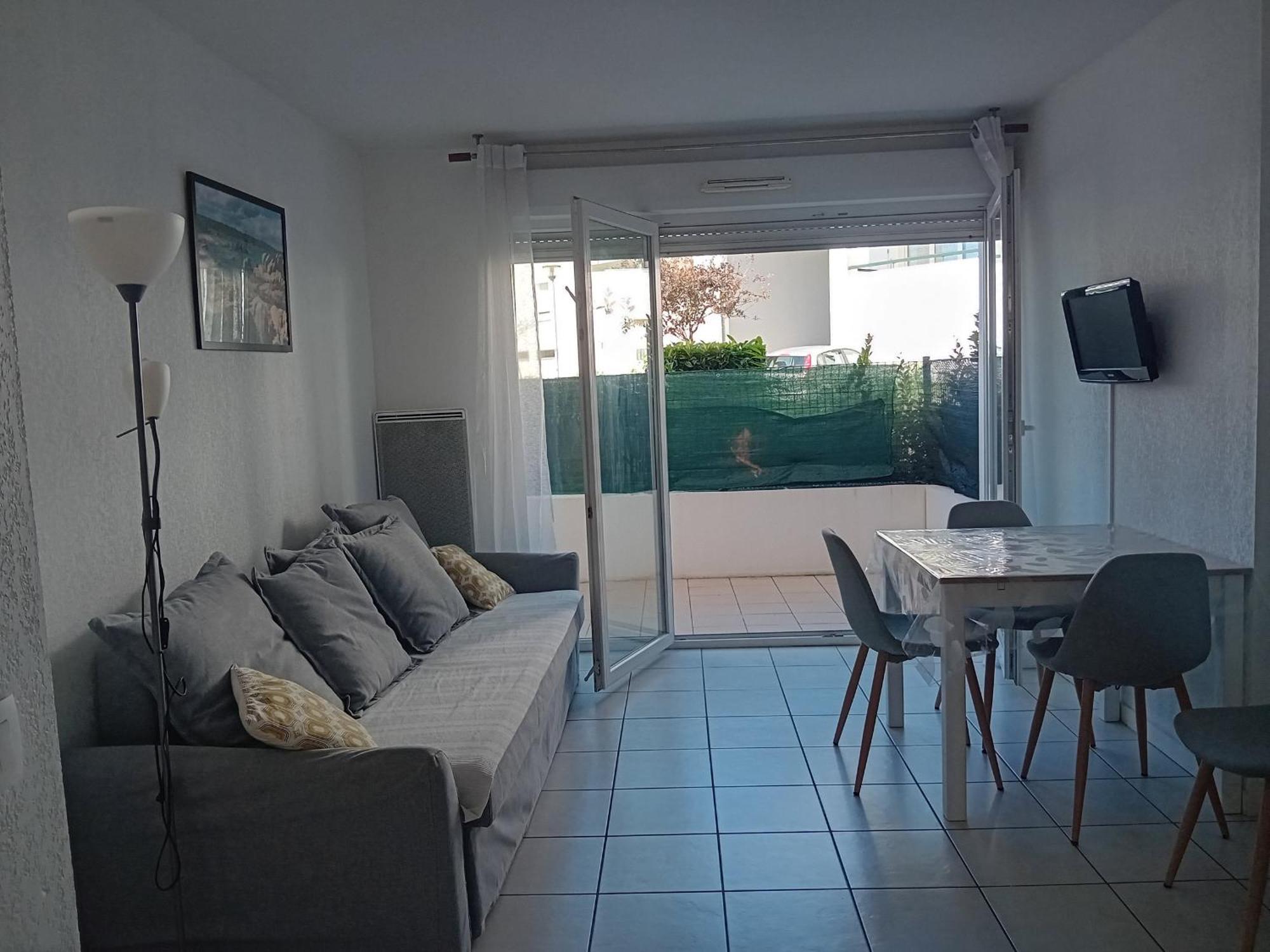 Calme T2 Avec Terrasse A Hendaye, Proche Plage - Fr-1-239-780 Екстериор снимка