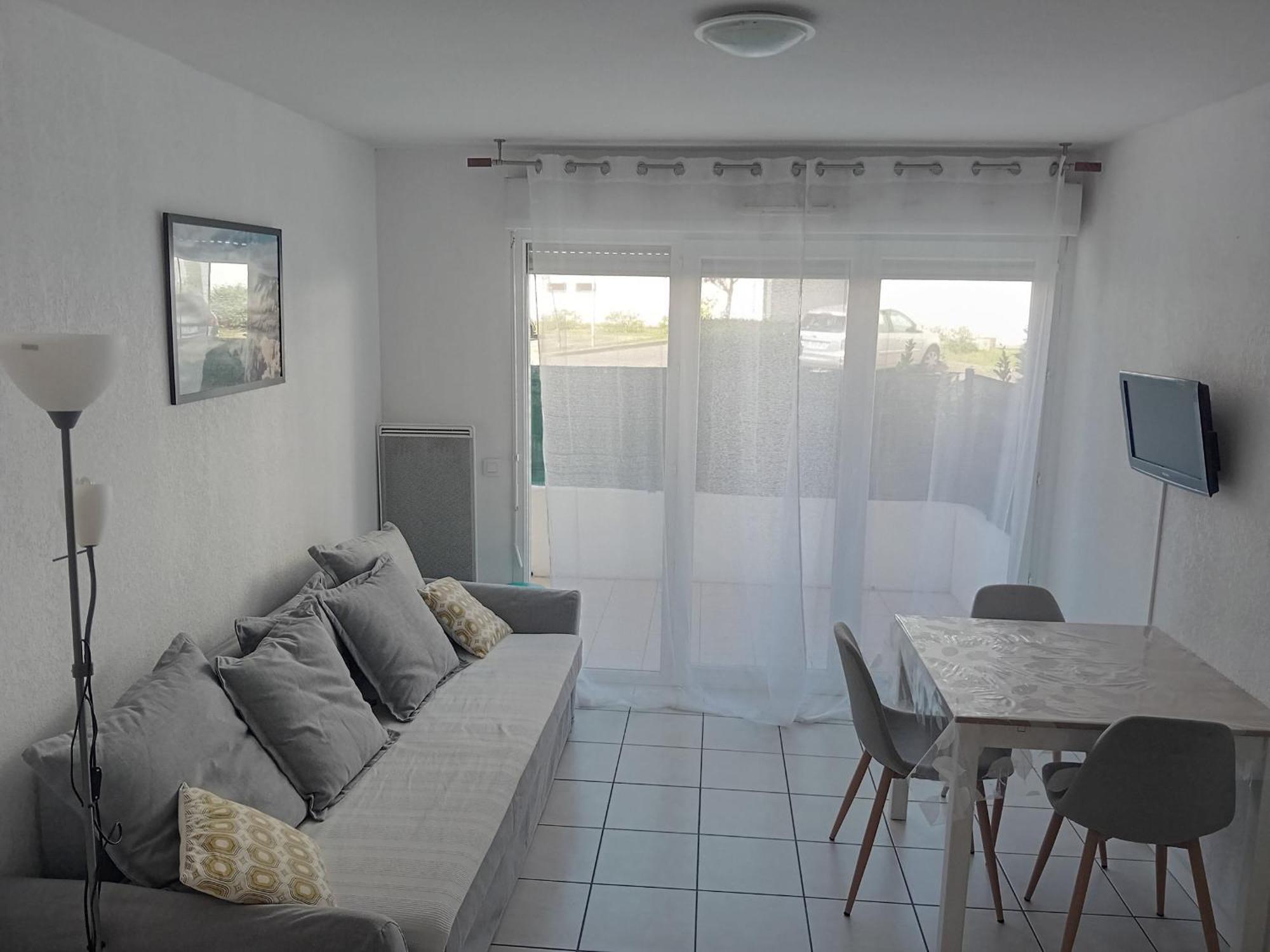 Calme T2 Avec Terrasse A Hendaye, Proche Plage - Fr-1-239-780 Екстериор снимка